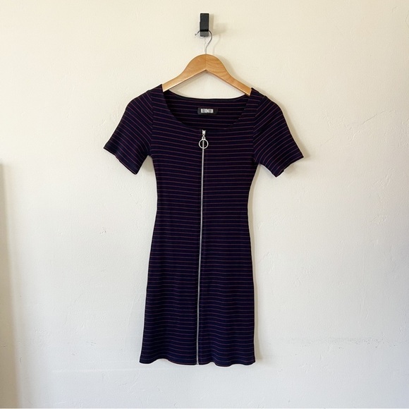 Reformation Rania Mini Dress - Picture 2 of 6